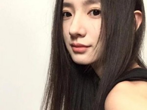 张婉莹讲述小女生的内心世界：窥探青春期的秘密花园