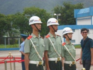 体验真实军警生活，尽在 H 文粗肉荤文军警部队